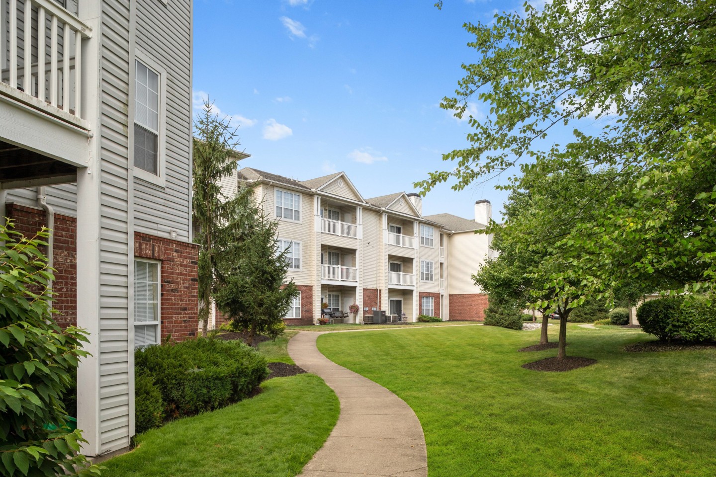 Avalon Oaks Apartments Image 25