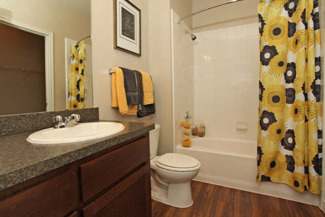 Canyon Springs Apartment Homes Image 13