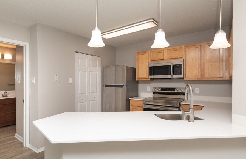 Stonington Farm Apartments Image 17
