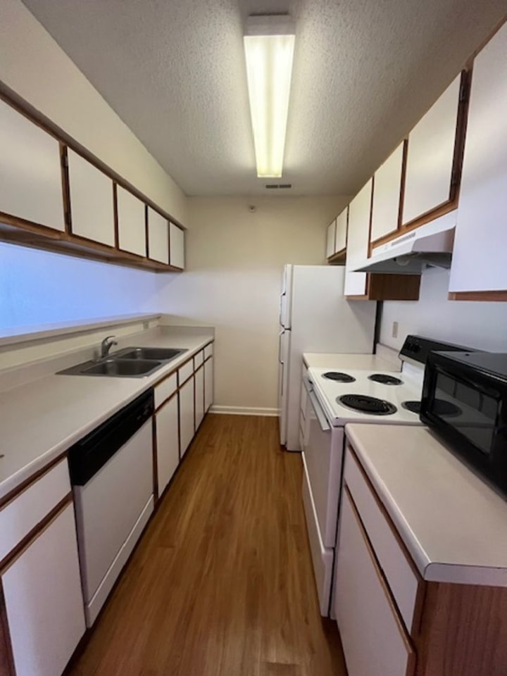 Ashley Square Apartment Homes Image 1