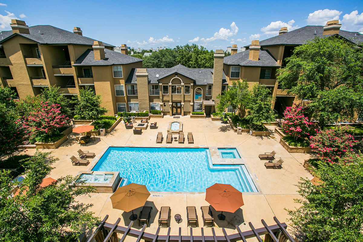 The Courts at Preston Oaks Image 1
