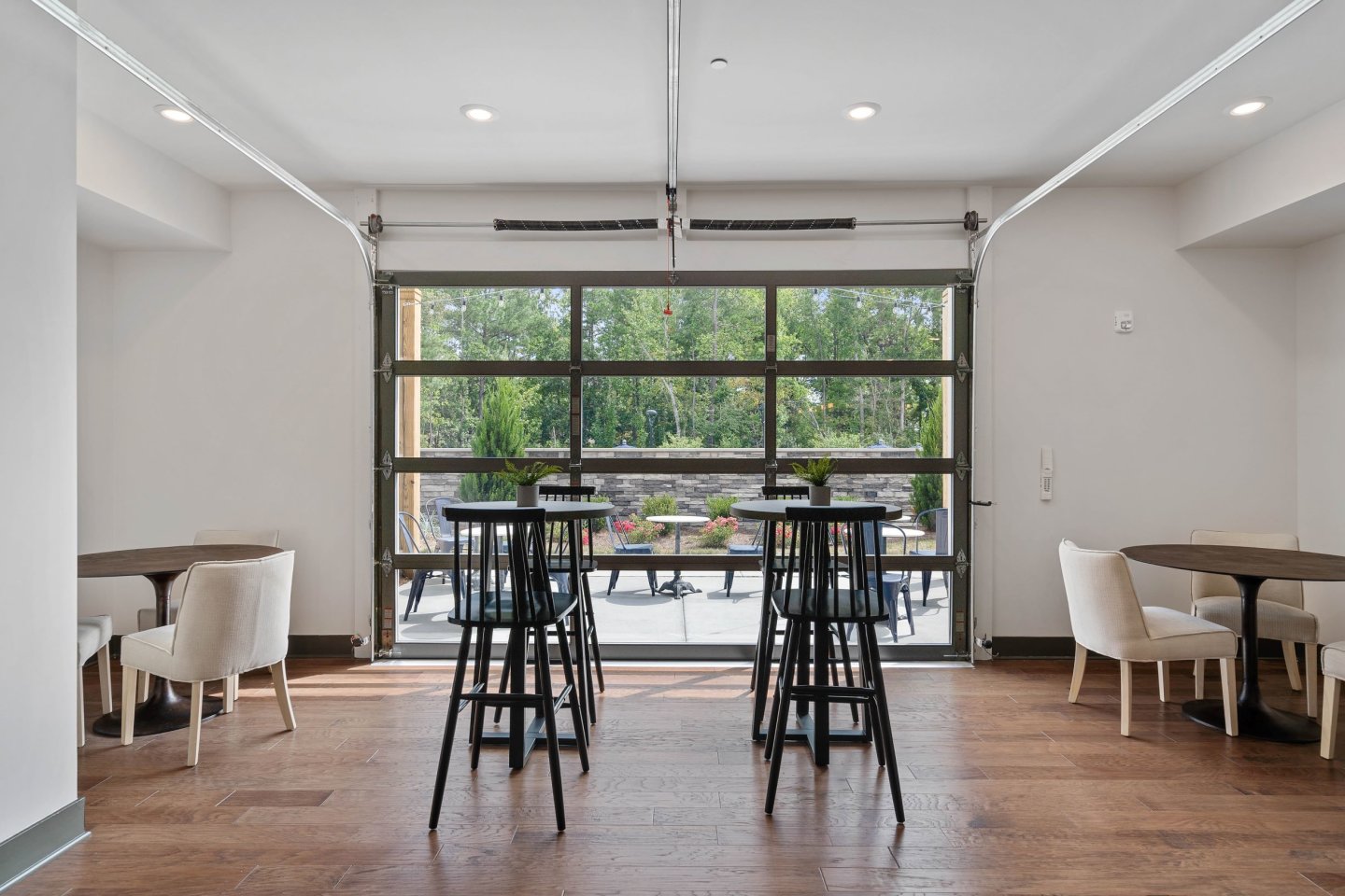 The Newton Apartments Image 19