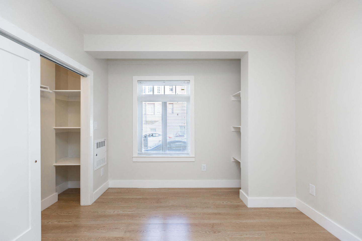355 Laguna Street Image 8