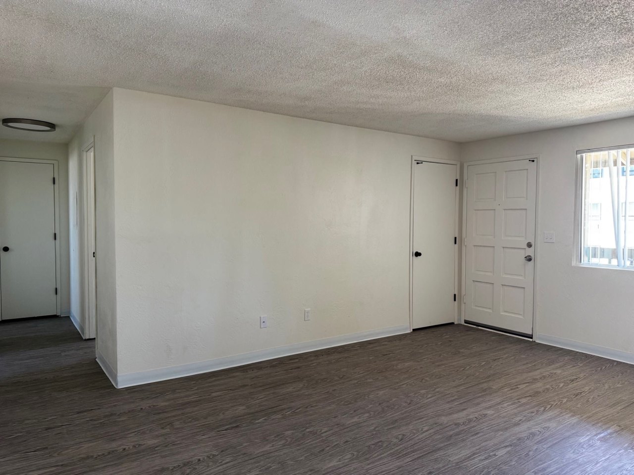 Gateway Village Image 13
