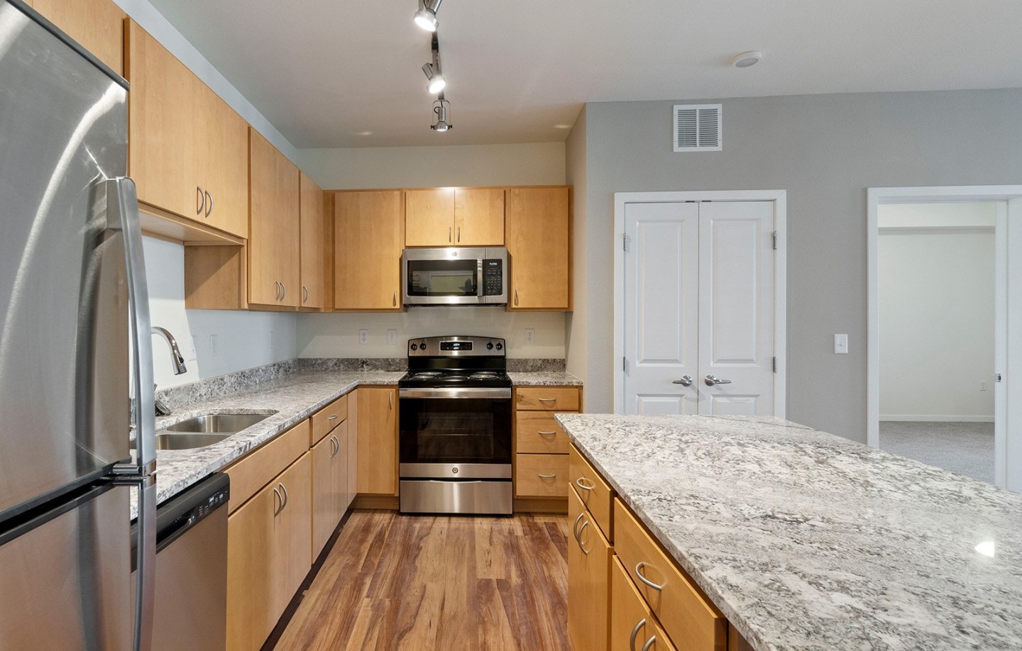 Hilltop at Signal Hills - Affordable Housing Image 24