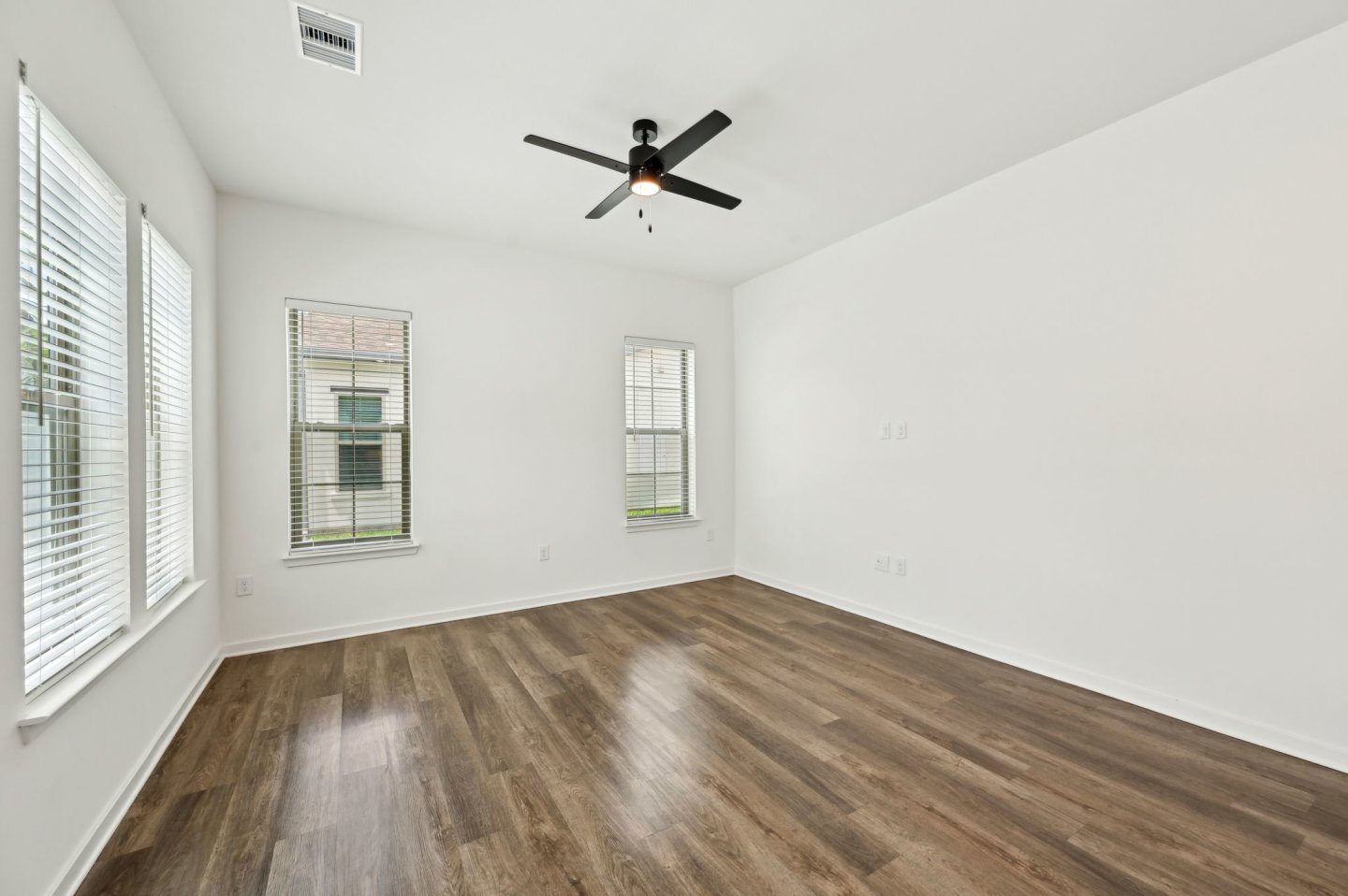 The Hadley Luxury Apartments Image 43