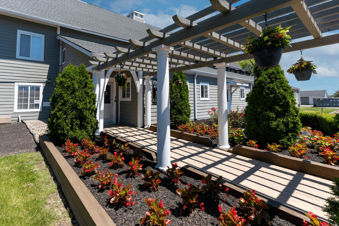Pickwick Farms Apartments Image 33