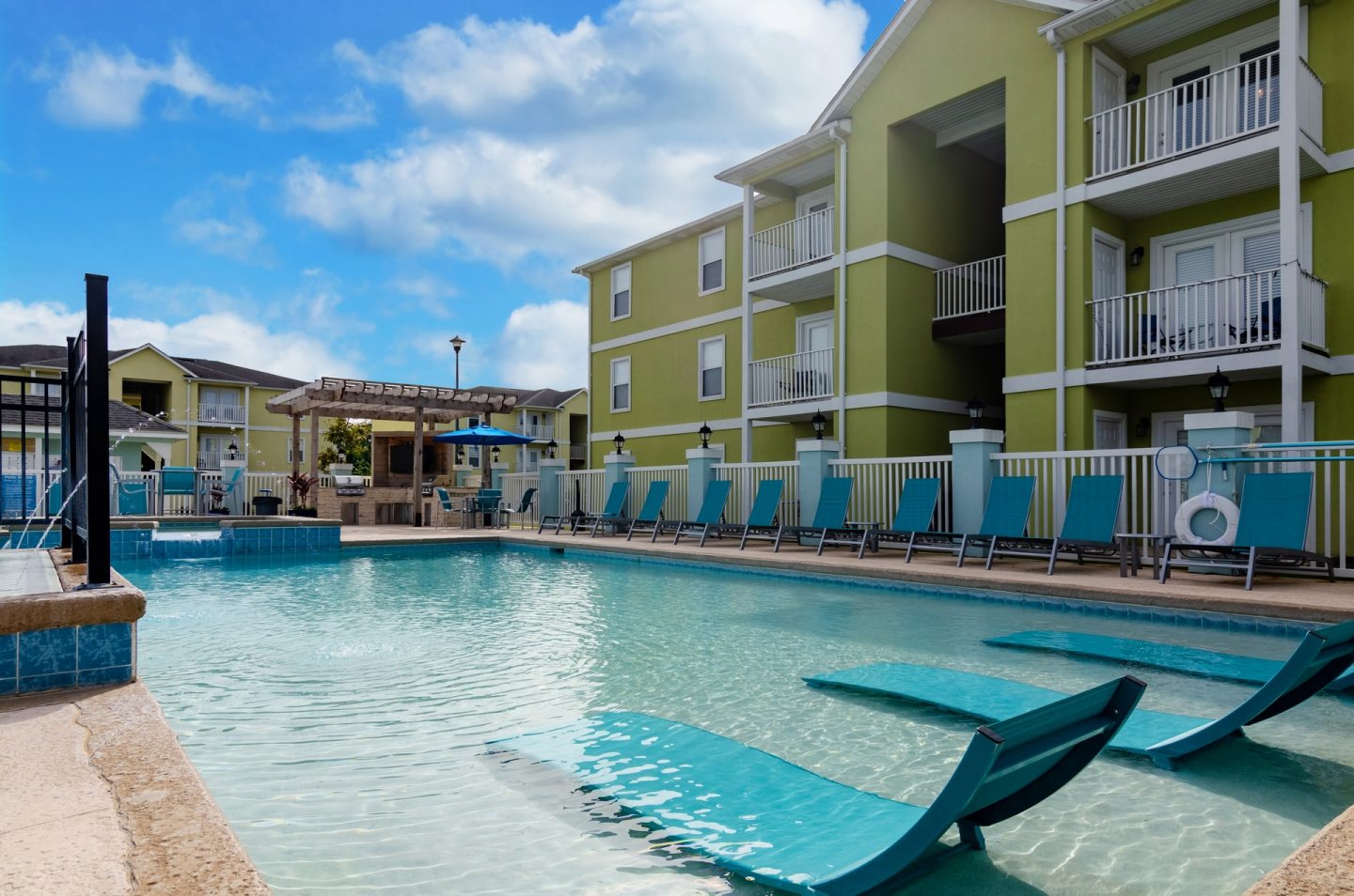 Grand Biscayne Apartments Image 30