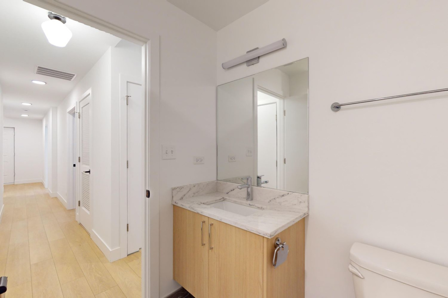 1154-56 E. 56th Street Image 2