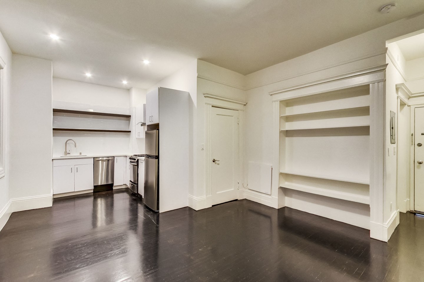 605 Jones Image 13