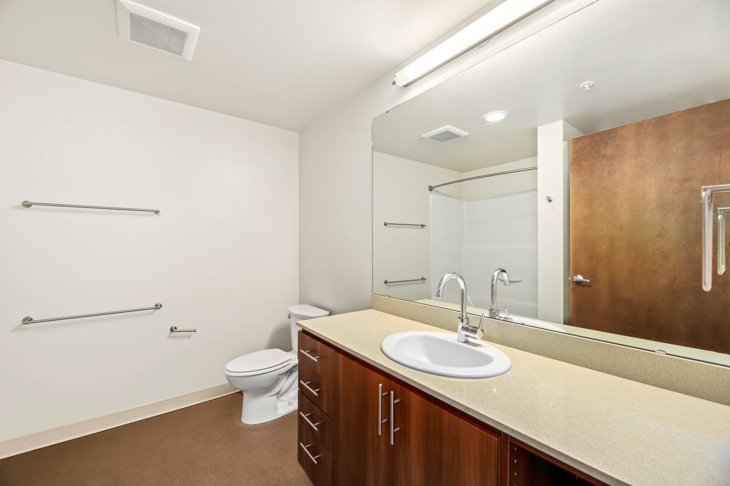Green Lake Village Image 30
