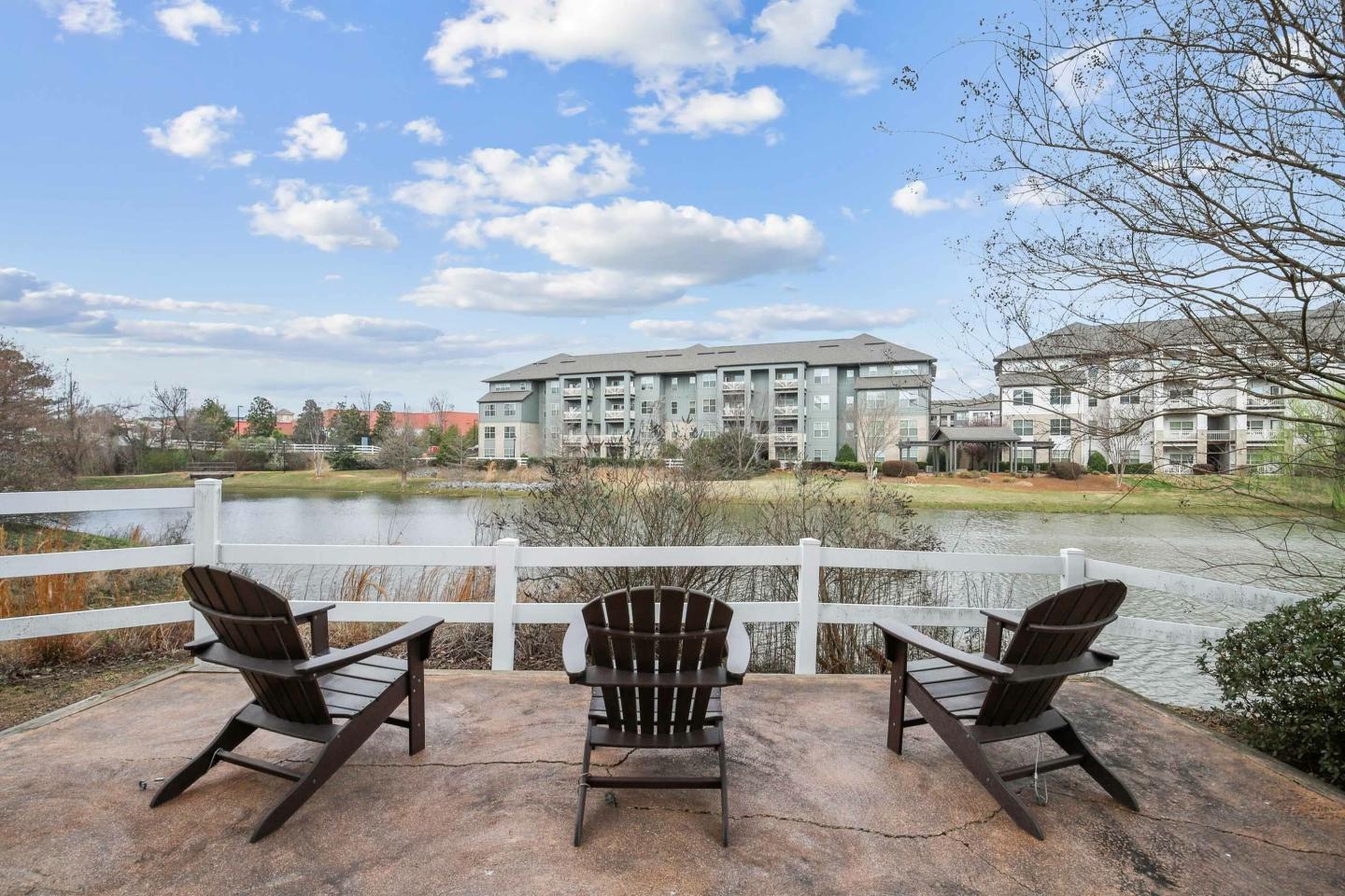 The Maxwell at Highland Creek Image 11