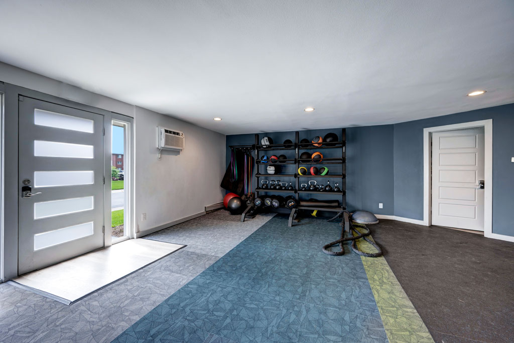 Ten 30 and 49 Apartments Image 11