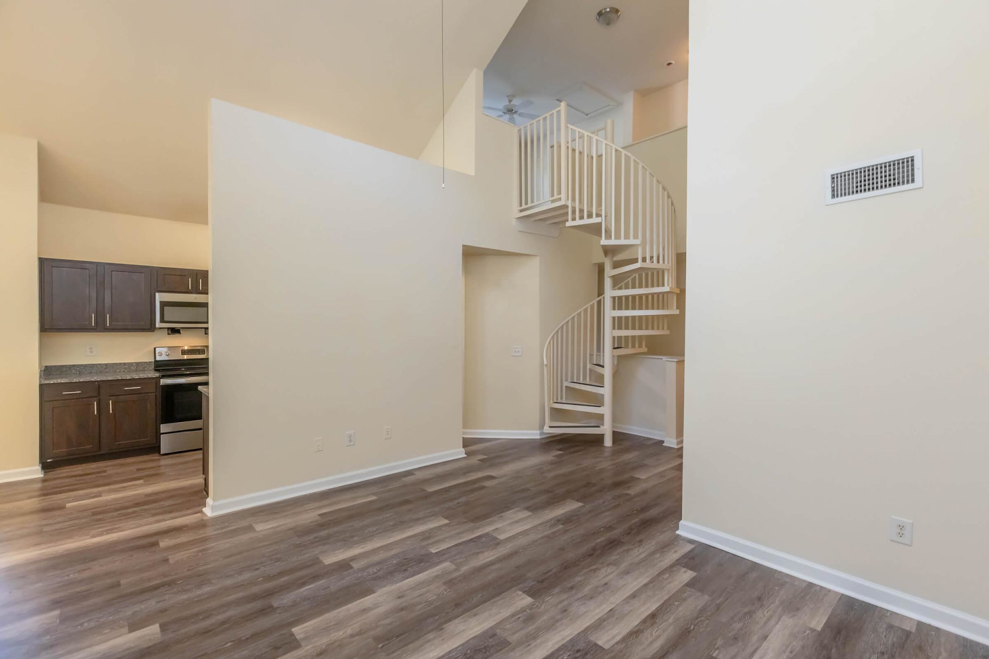 The Lofts at Strickland Glen Image 44