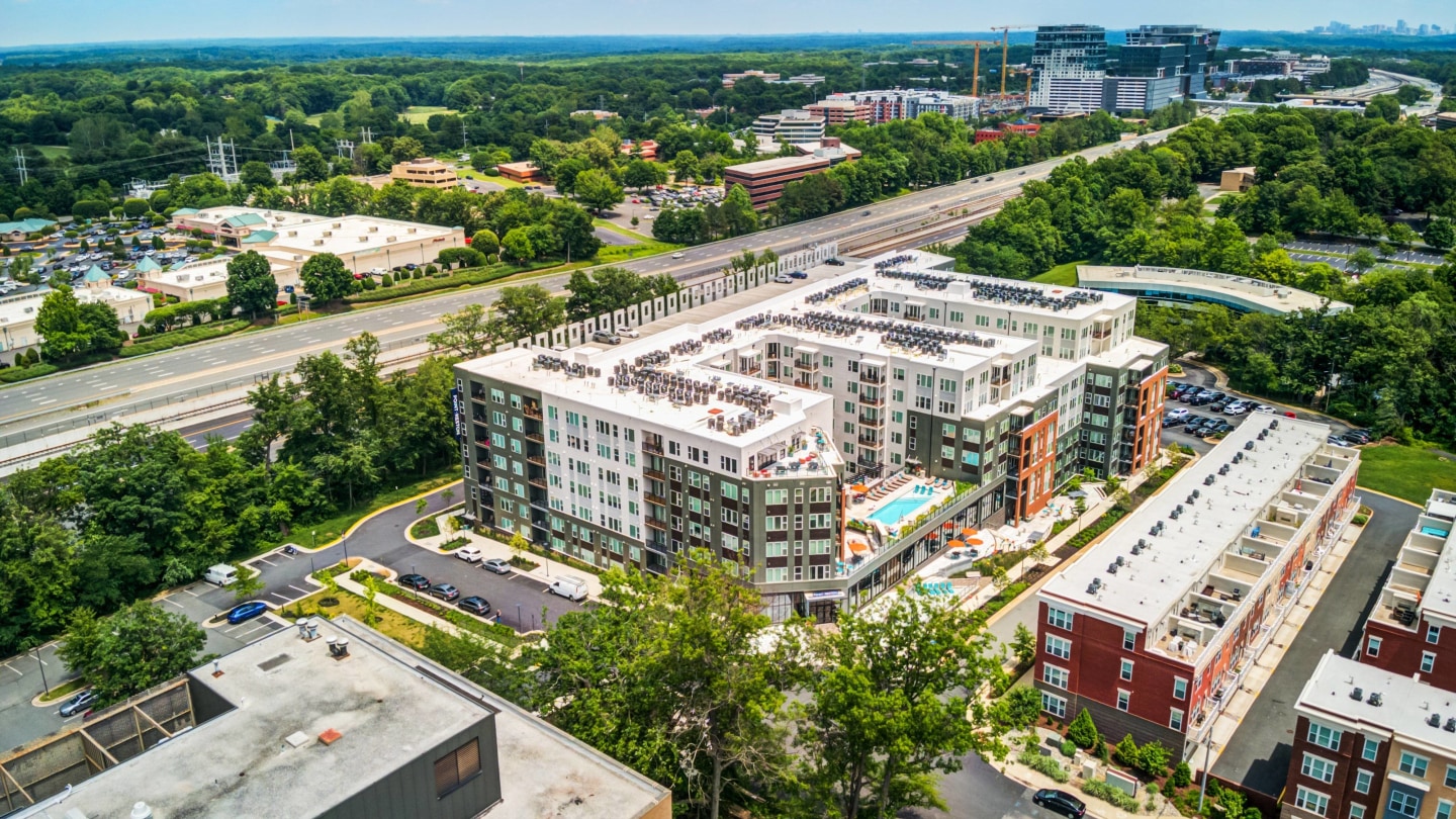The Point at Reston Image 20