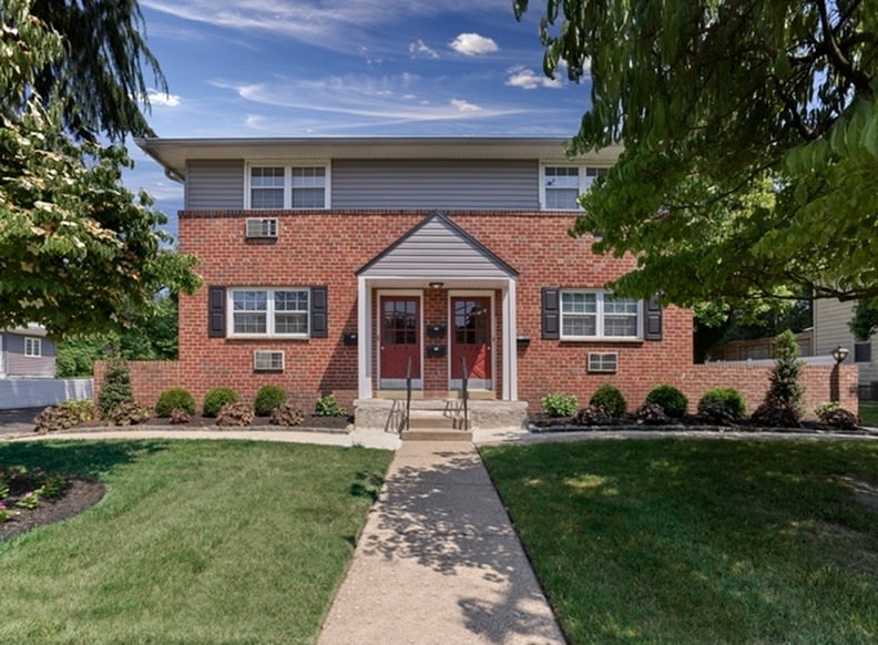 Gladmar Court Image 13