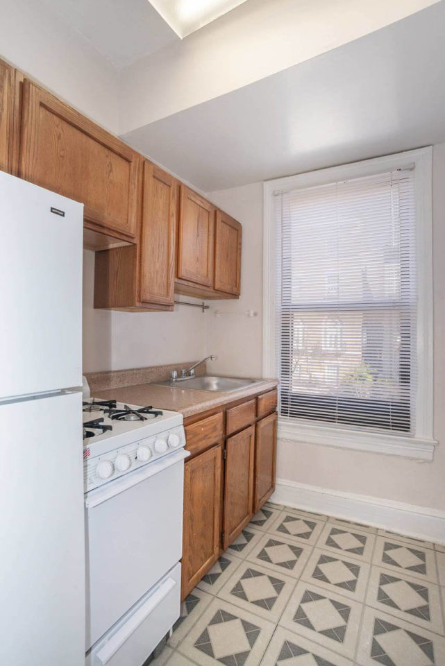 1830 R Apartments Image 20