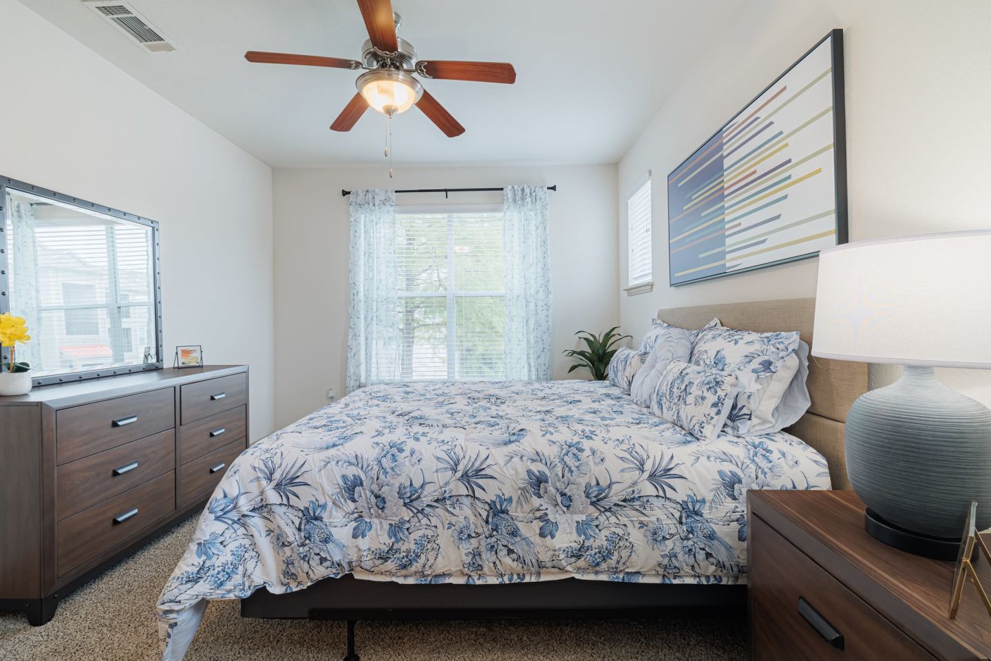 The Retreat at Stafford Apartments Image 16