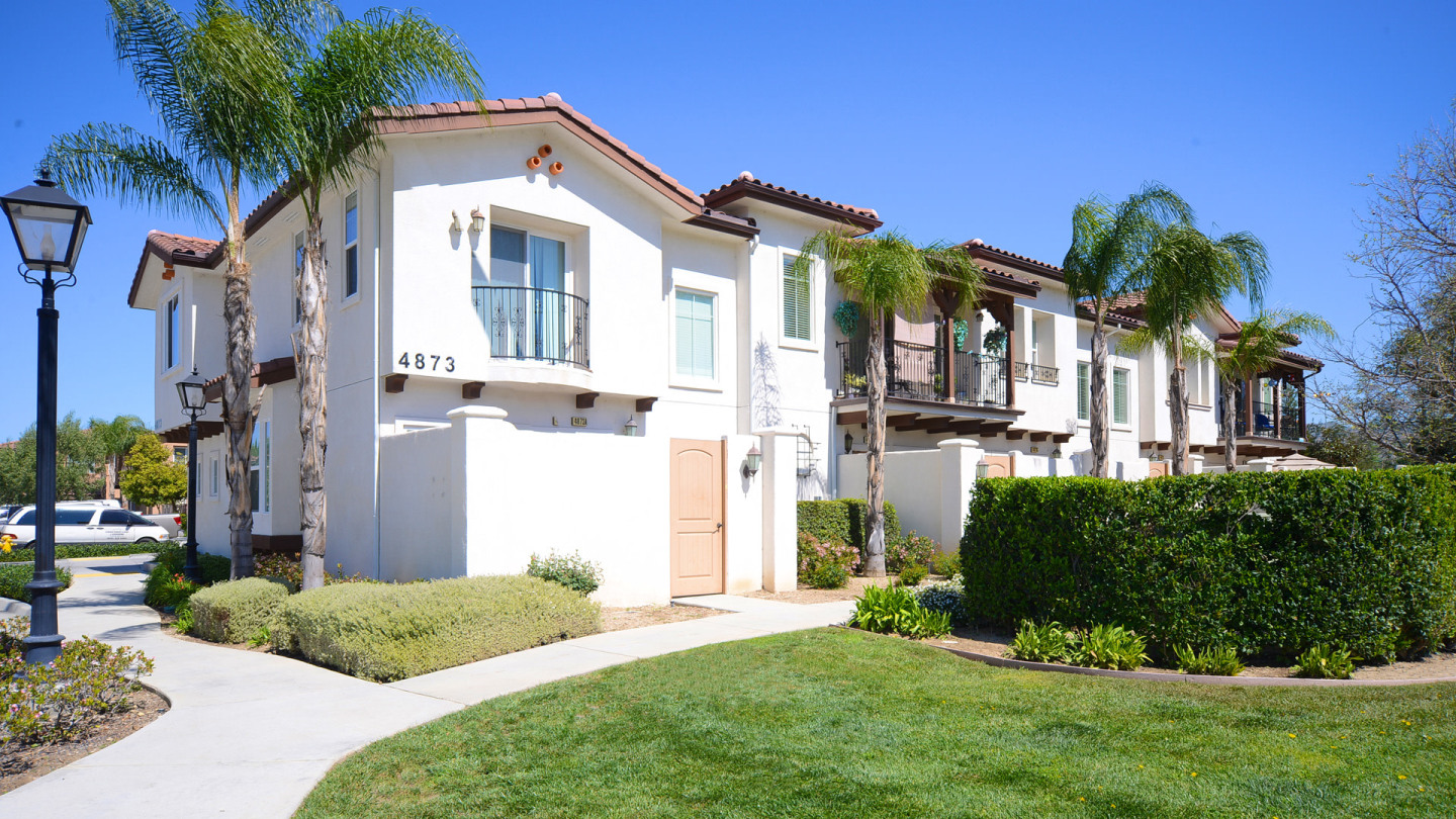 Parkside Villas Image 6