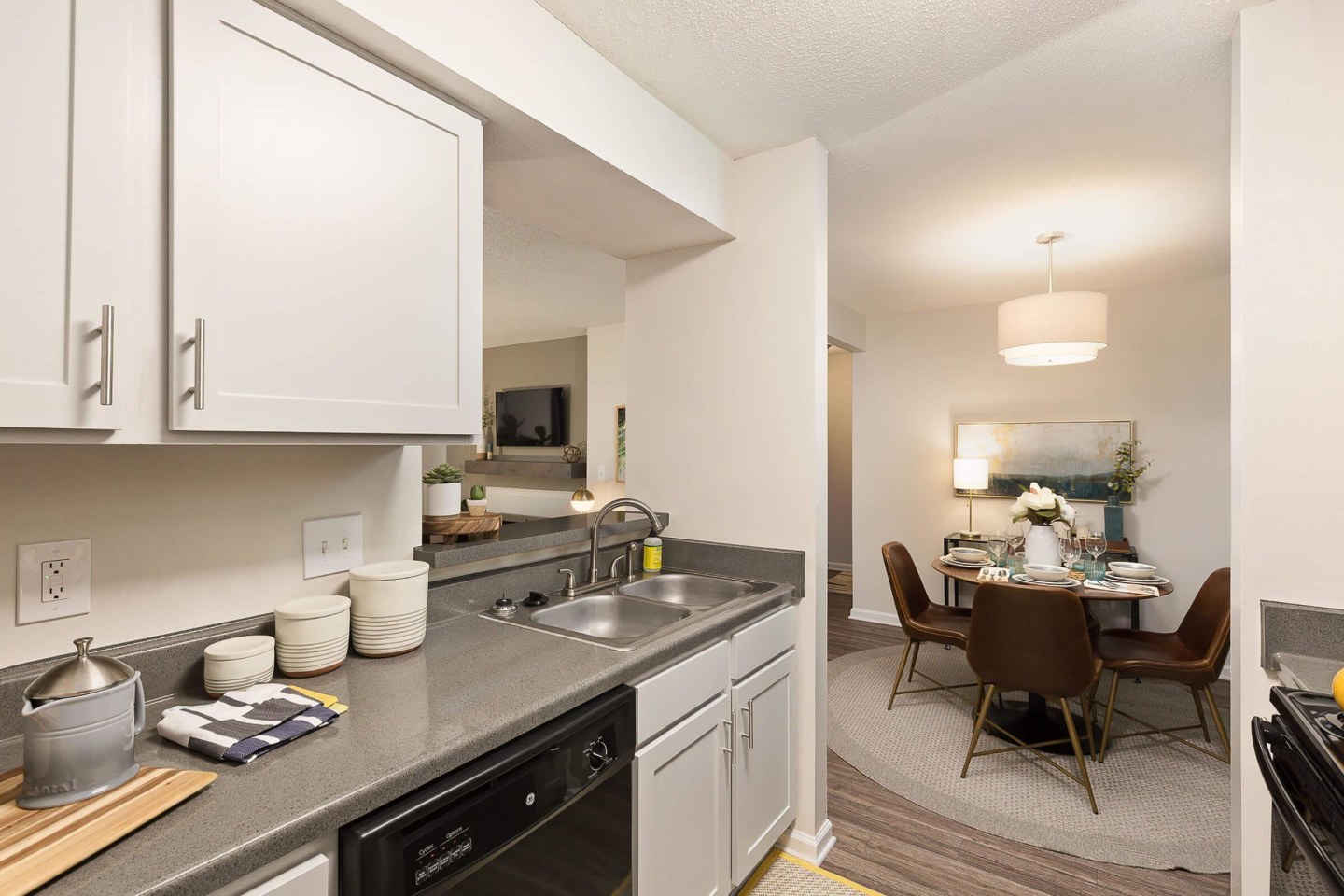 Huntsview Apartments Image 9