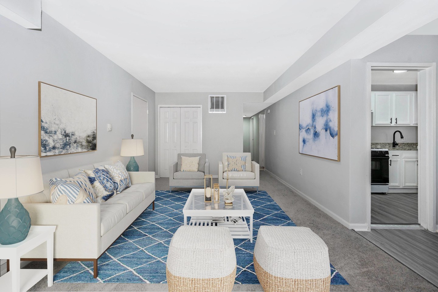 Emerald Apartments Image 2