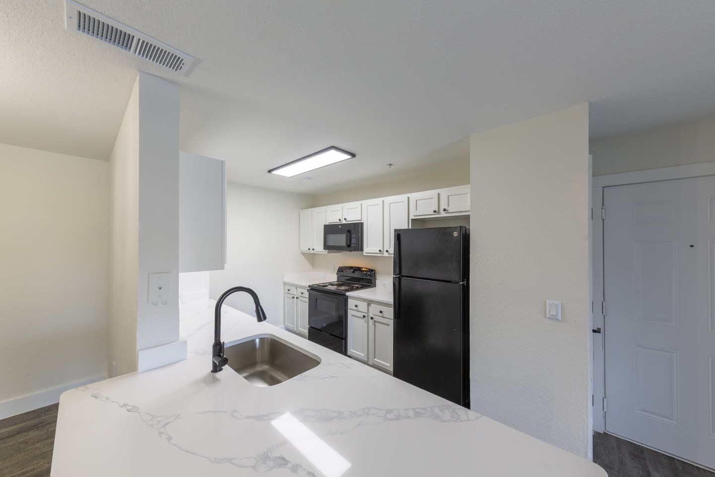 Addison Landing Image 18