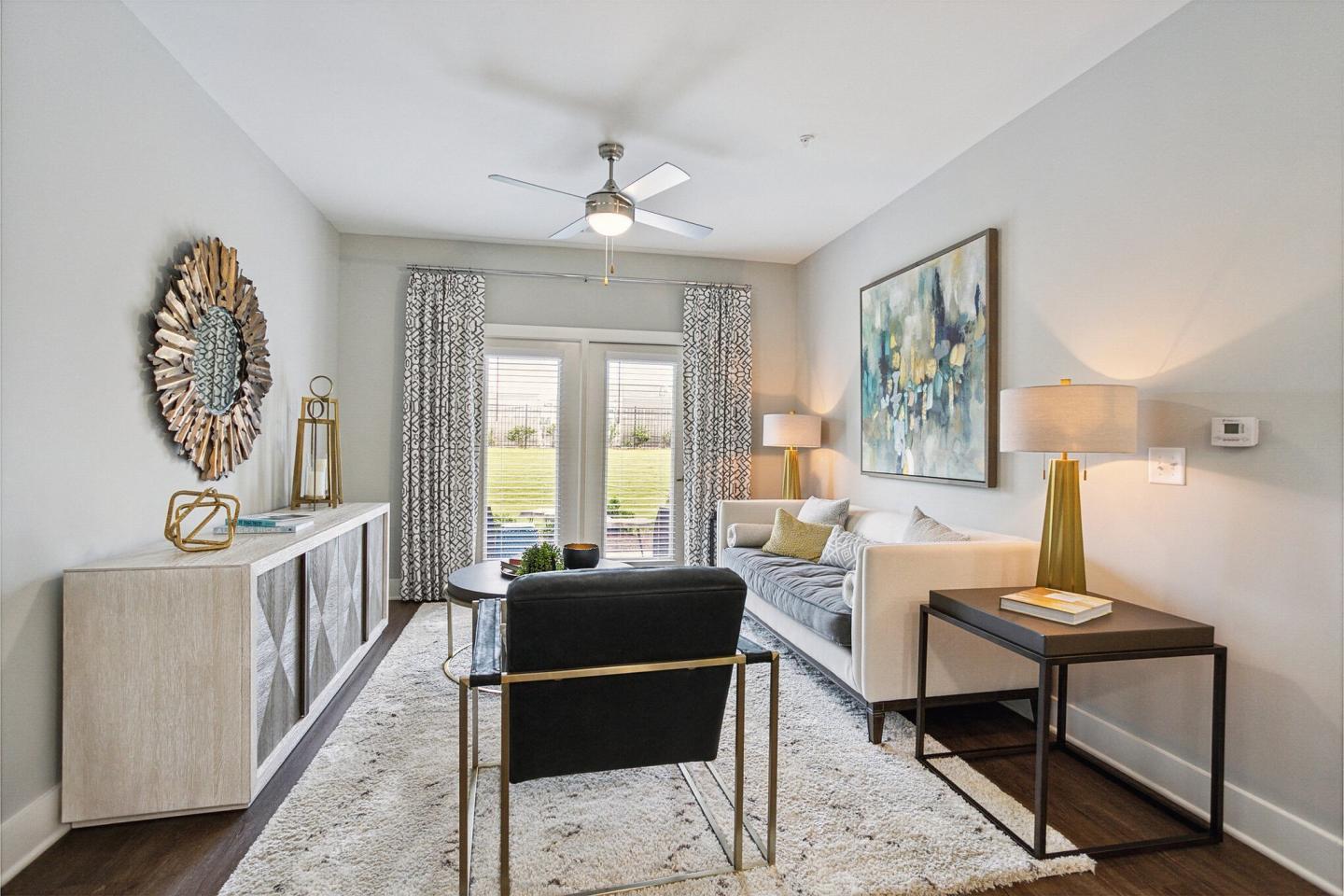 53 West Luxury Apartments Image 54