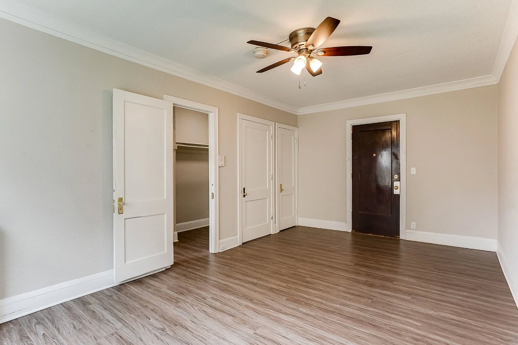 3325 Nicollet Ave South Image 11