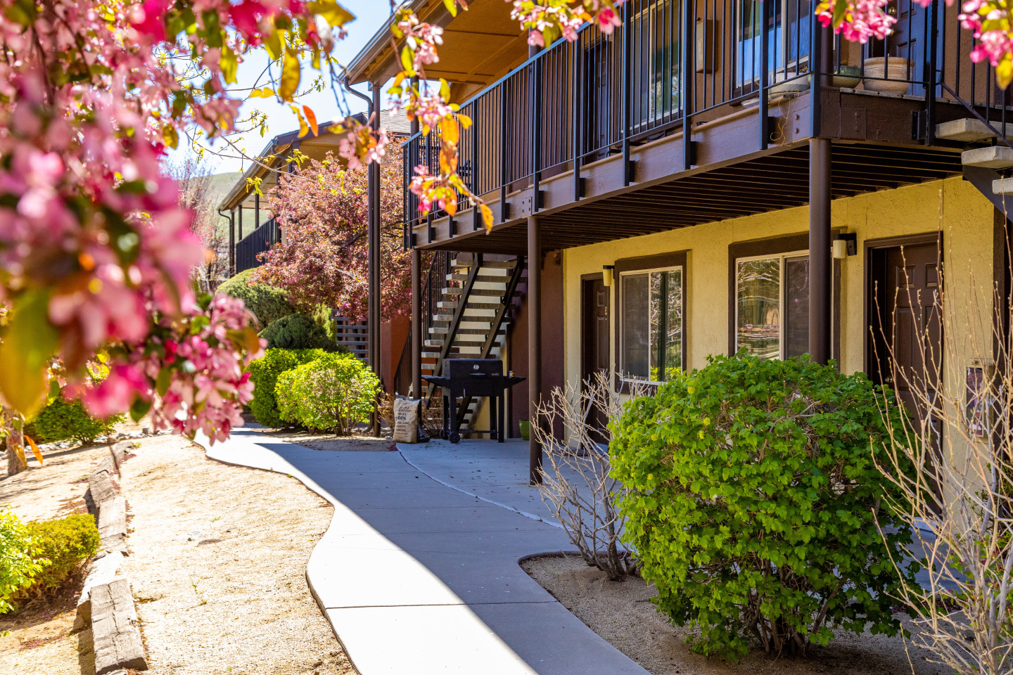 Sierra Sage Apartments Image 1