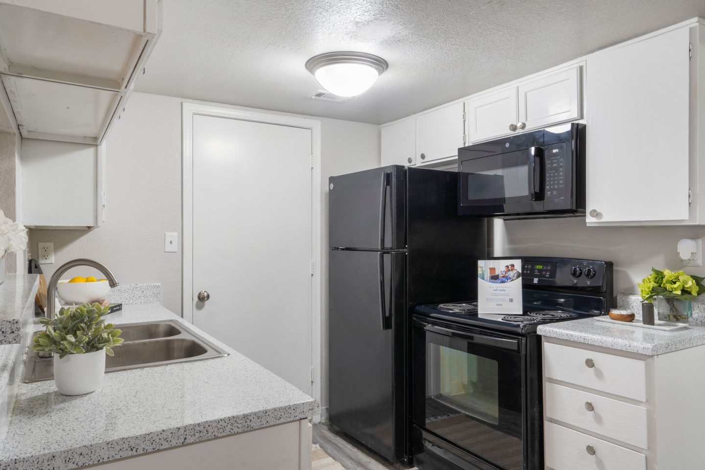 Sheridan Springs Apartments Image 8