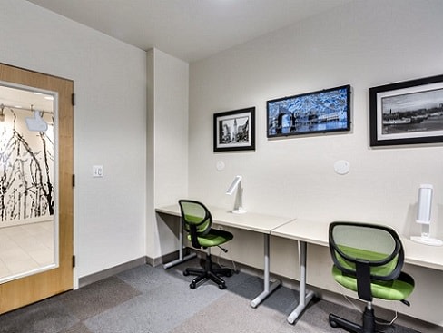 611 Park Avenue Image 11