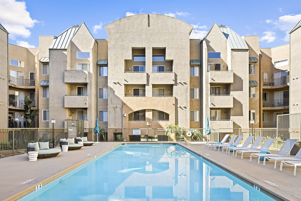 Costa Verde Village Image 10