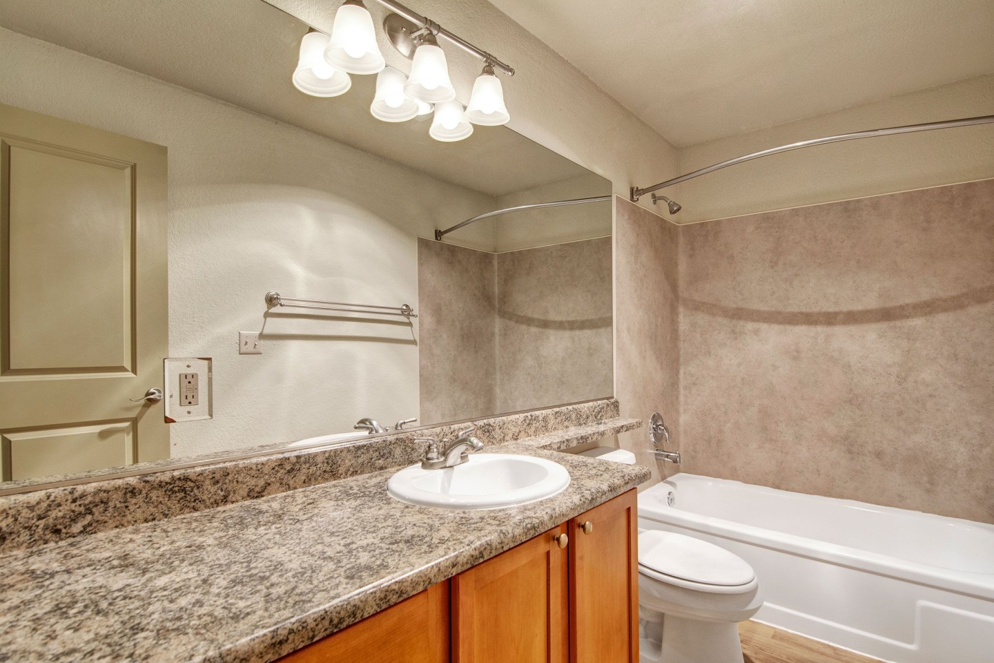 Asbury Park Apartments Image 5