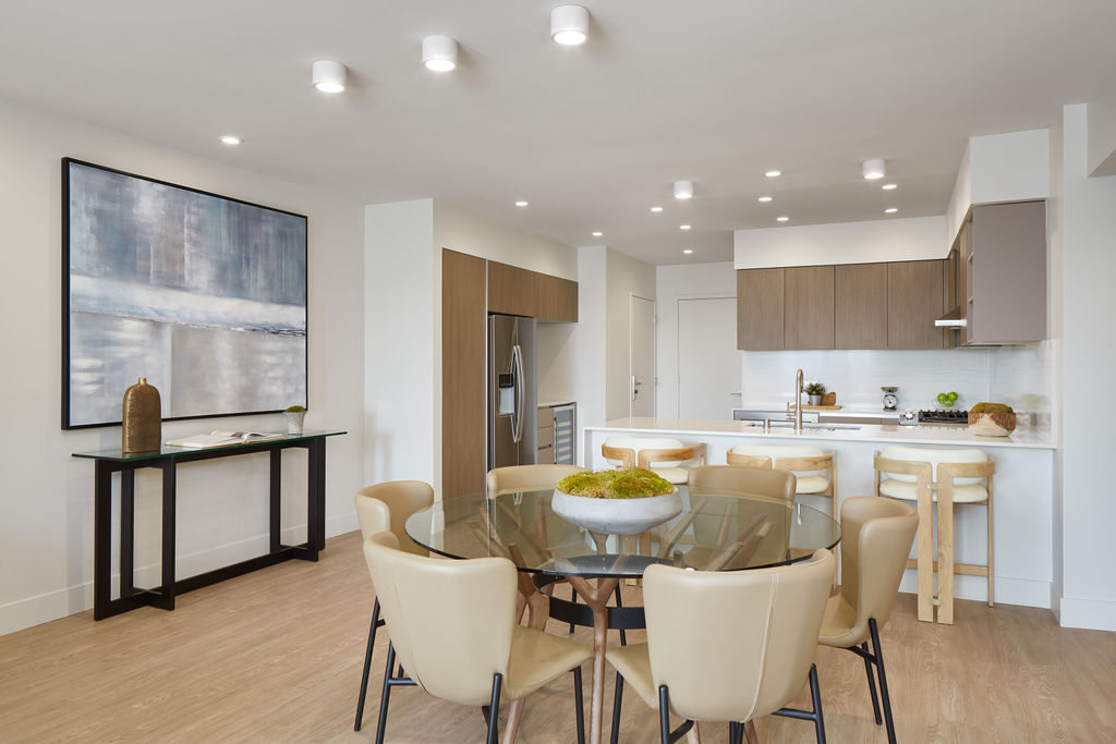 Reve - 11837 Mayfield Image 7