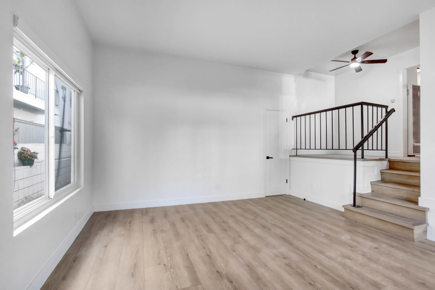 1022 Euclid Apartments Image 1