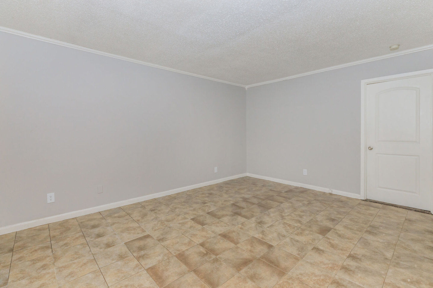 Alameda Apartments Image 2