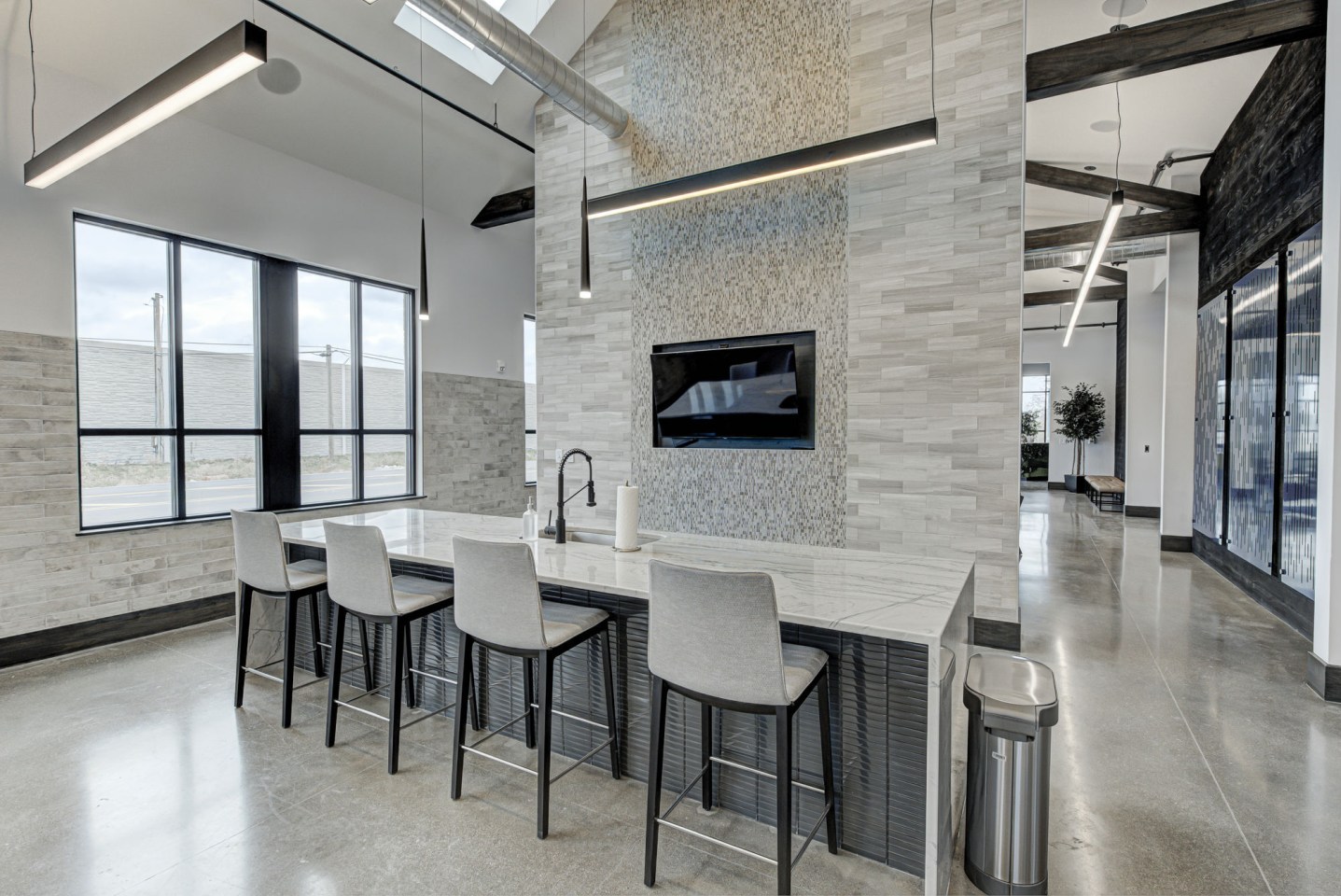 Pullman Pointe Image 13