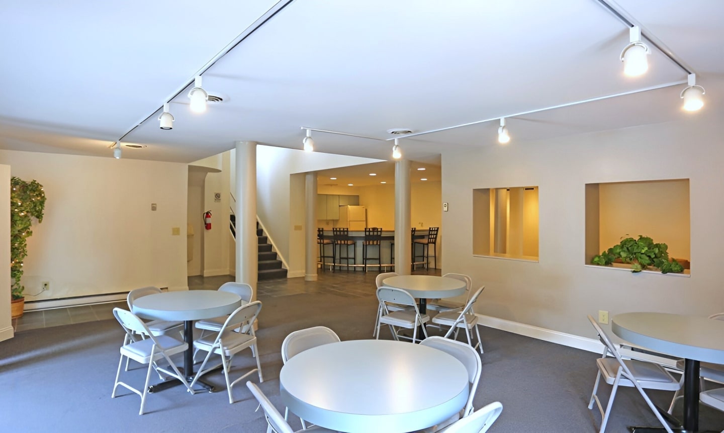 Capitol View Apartments Image 17