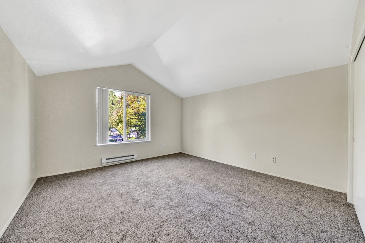 Hampton Park Image 19
