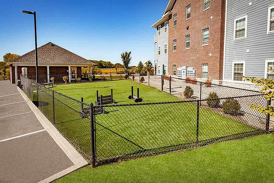 32 Union Image 9