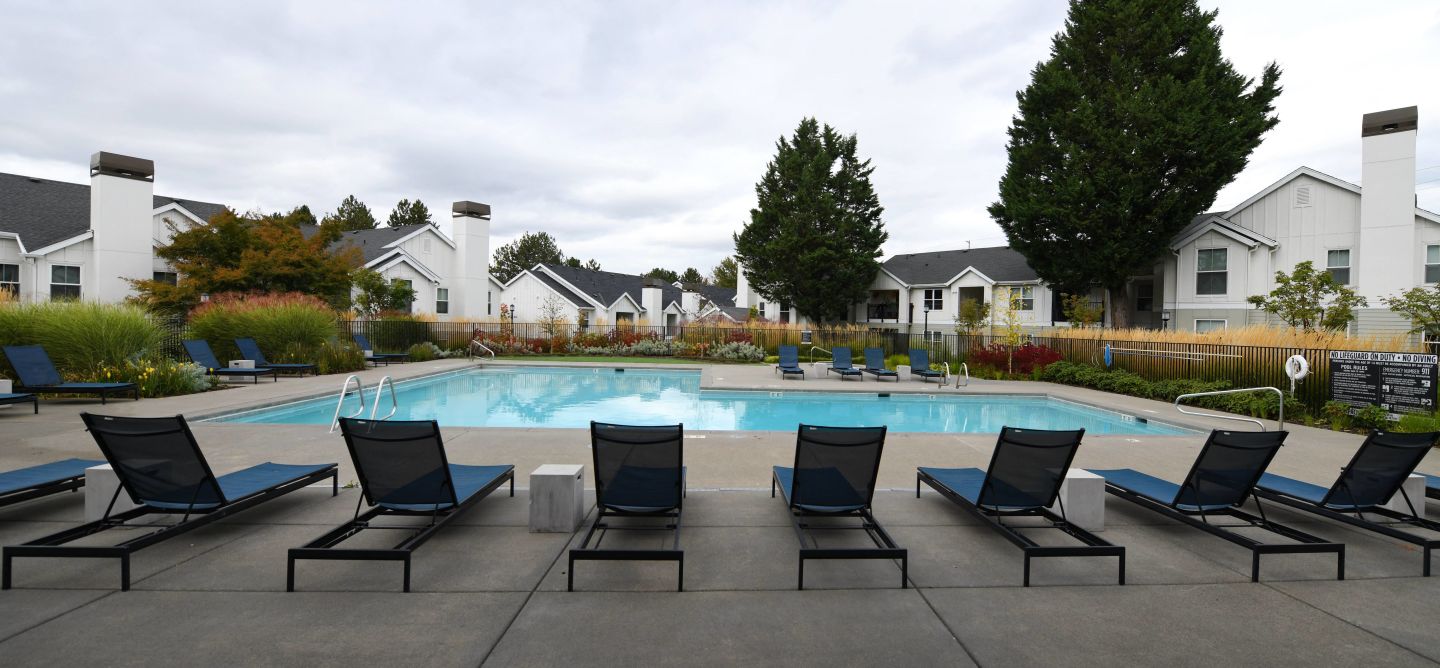 Emerald Place Image 17