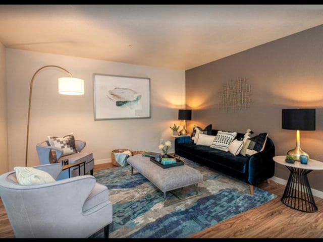 Arbor Walk Apartments Image 4