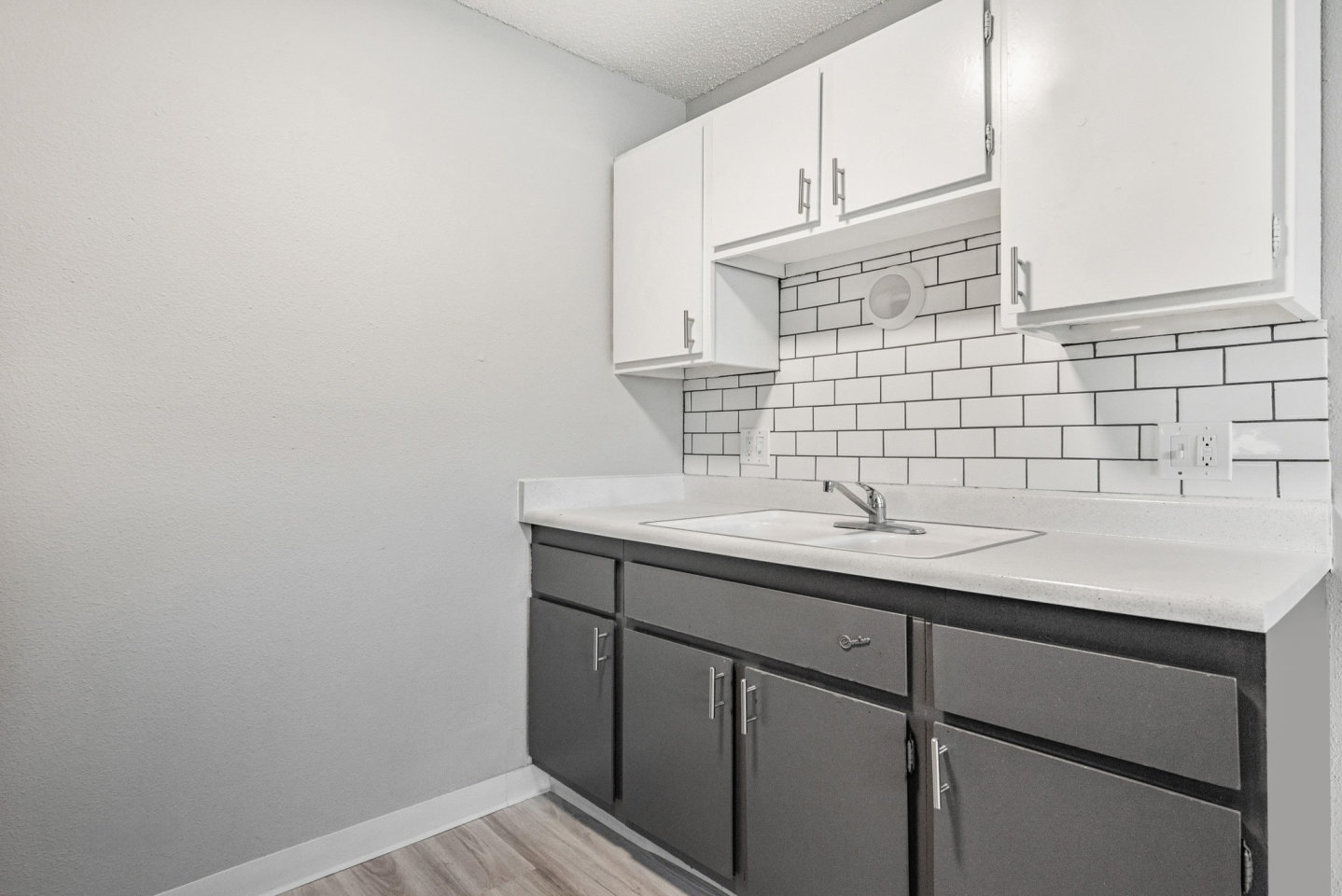 Lelaray Apartments Image 17