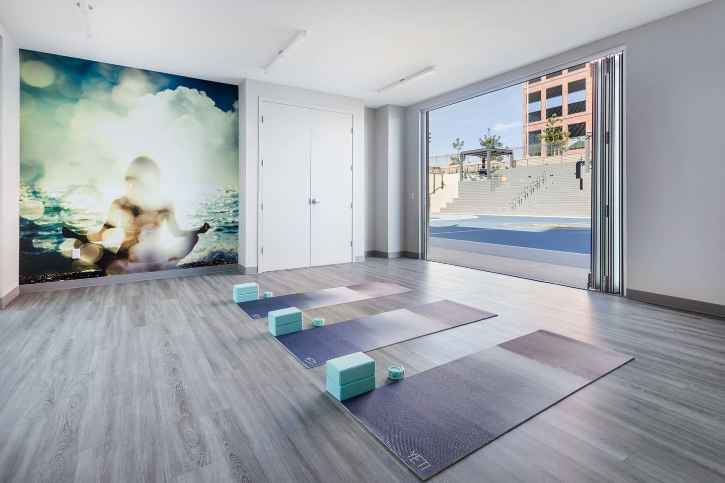360 Luxury Apartments Image 3