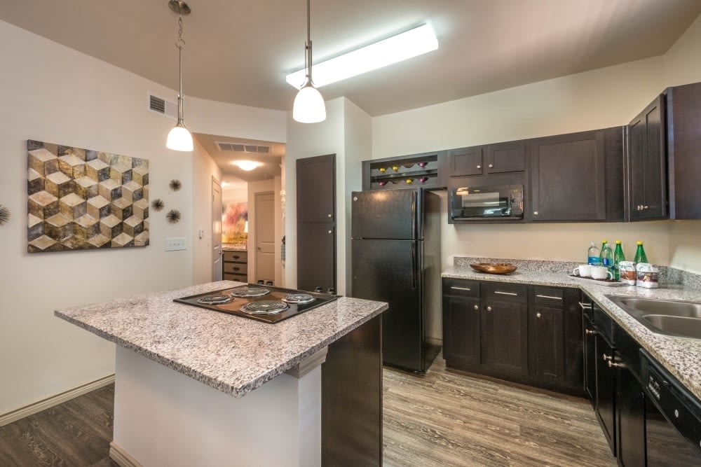 Paladin Apartments Image 18