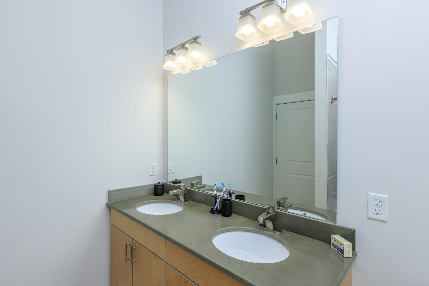 The Lofts at South Slope Image 29