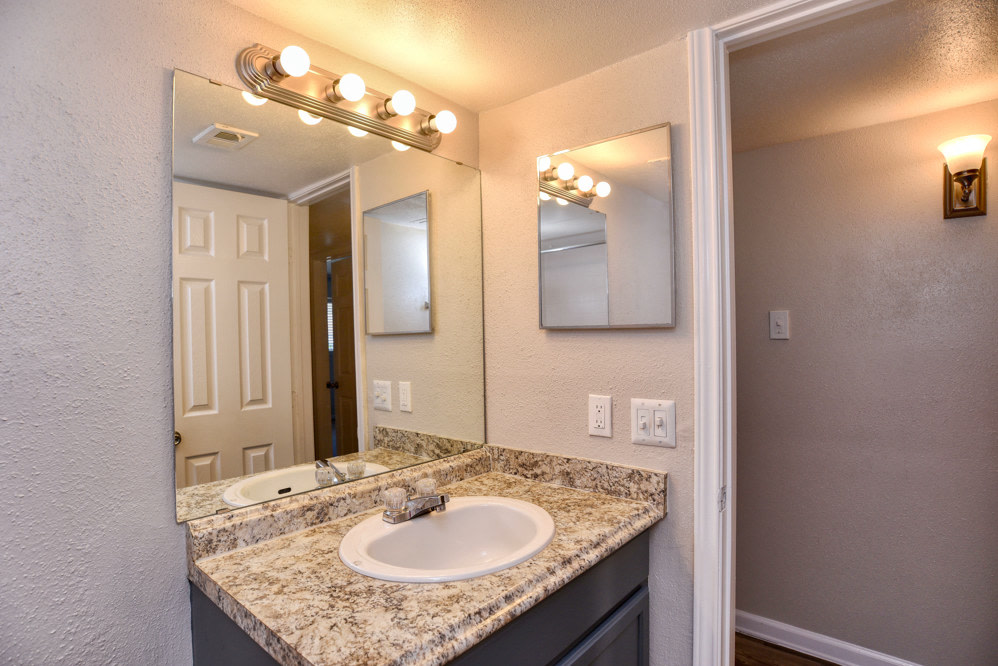 Heights at Post Oak Image 14