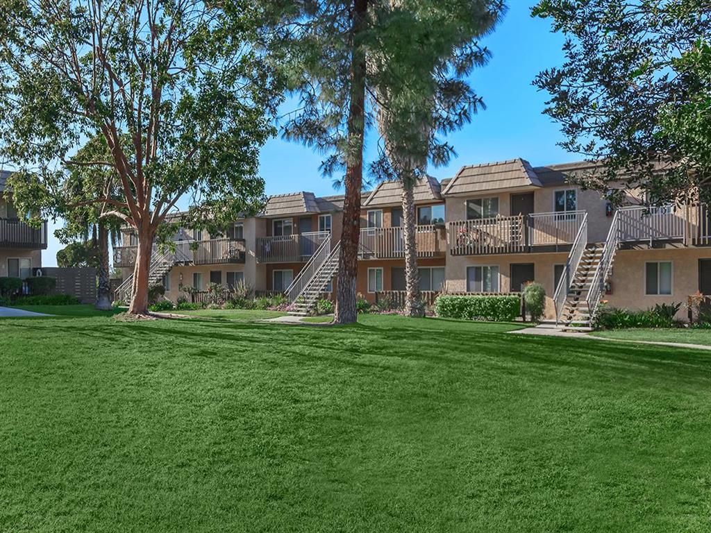 Bluffs at Carlsbad Apartments Image 42