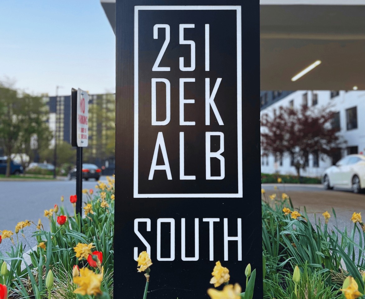 251 Dekalb Image 47
