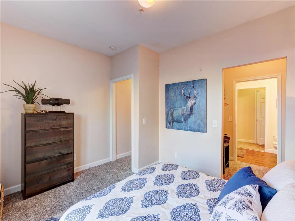 Residence at North Penn Image 7